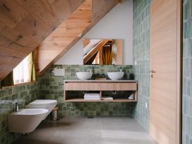 3 Tage - Wellness & Genuss für Zwei - Luxusmomente zwischen Weinbergen und Karst