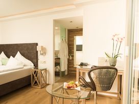 5 Tage Urlaub mit HP im Das Neuhaus