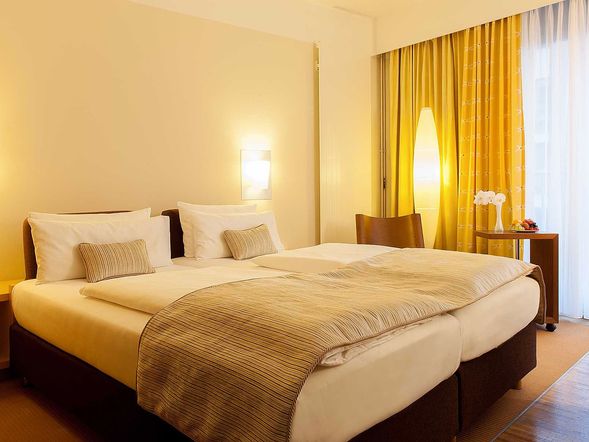 Doppelzimmer mit Seeblick