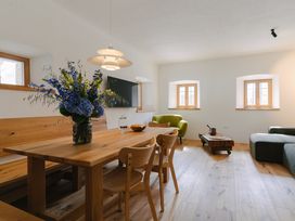 3 Tage - Wellness & Genuss für Zwei - Luxusmomente zwischen Weinbergen und Karst