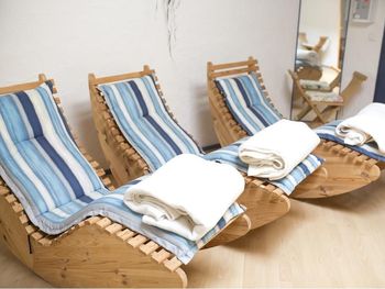 Bild 9 von 25