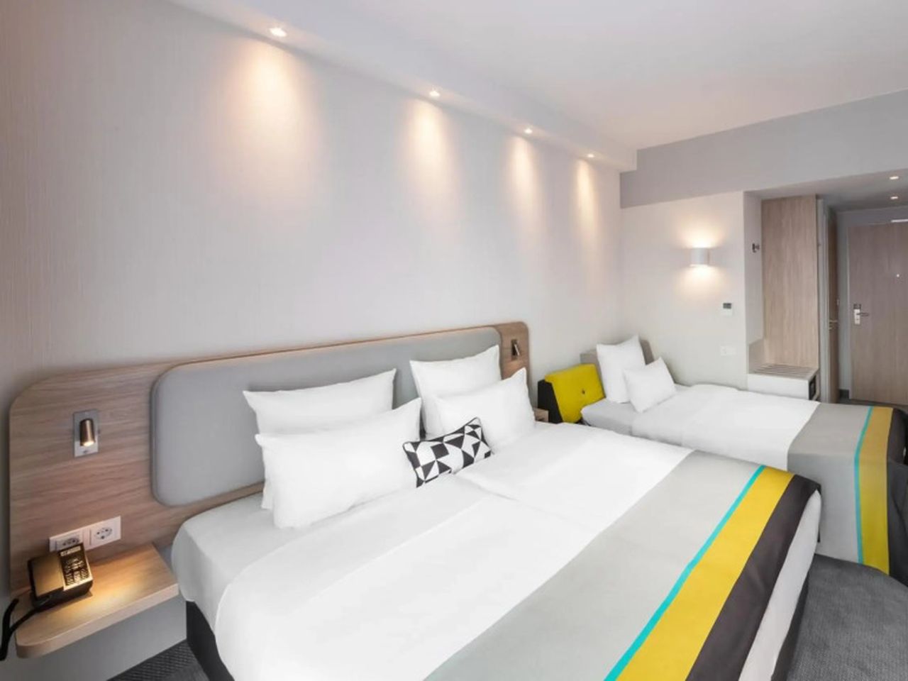6 Tage mit Frühstück im Holiday Inn Express Munich