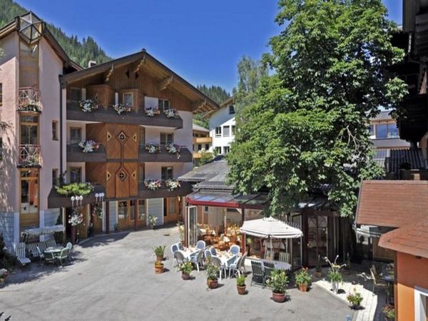 Mitten in den Salzburger Bergen- 7 Tage mit HP in Eben im Pongau Halbpension