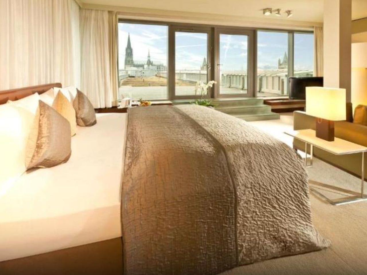 6 Tage im Dorint Hotel am Heumarkt Köln mit Frühstück