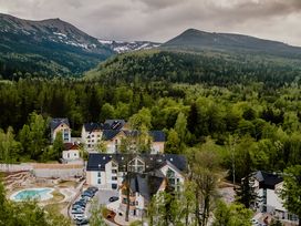 4 Tage Kurzurlaub mit Frühstück im Green Mountain Hotel