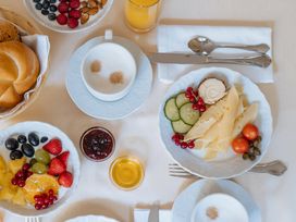 Wellnesszeit im einzigartigen Wohlfühlhotel im Thermen- & Vulkanland inkl. Abendmenü | 4 Nächte