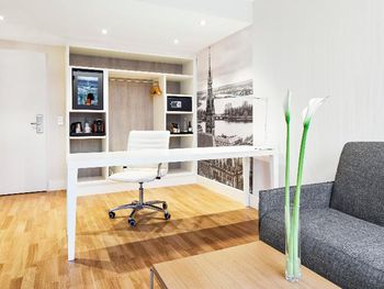4 Tage im NH Collection Hamburg City mit Frühstück