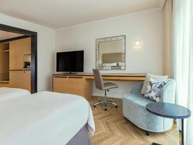 9 Tage zentral in der Hauptstadt verbringen