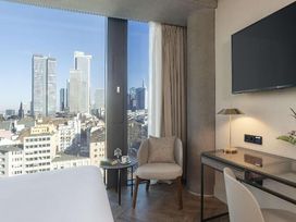 2 Tage Frankfurt erkunden im NH Collection Frankfurt Spin Tower mit Frühstück