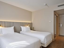 2 Tage Kurzurlaub mit Frühstück im Hotel NH Frankfurt Airport