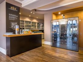 8 Tage Urlaub im Garner Hotel Friedrichshafen by IHG
