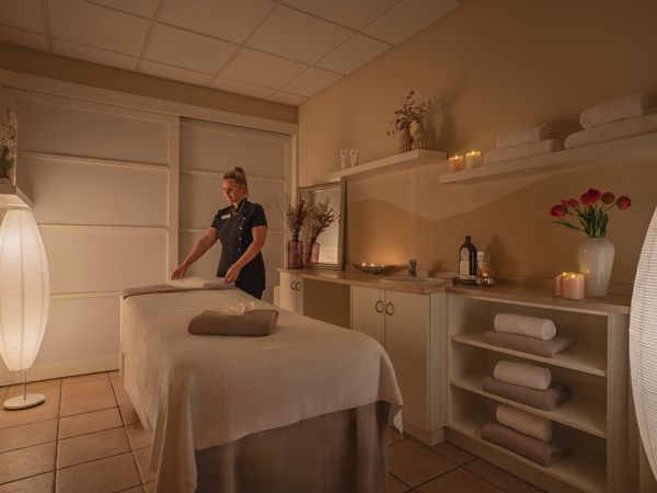 Weihnachtsarrangement Plus- 3 Übernachtungen / 4 Tage in Bad Nauheim, Hessen inkl. Frühstück