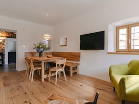 3 Tage - Wellness & Genuss für Zwei - Luxusmomente zwischen Weinbergen und Karst