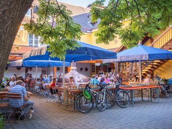 Golfgenuss im Allgäu vor alpiner Kulisse