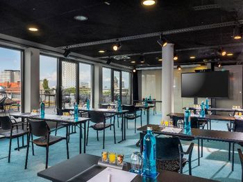2 Tage nahe des Kaufhauses KaDeWe in Berlin