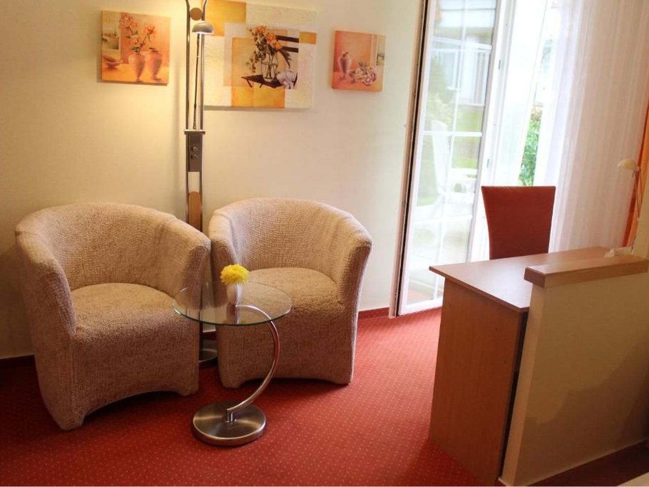Doppelzimmer mit Balkon/Terrasse im Parkchalet