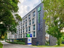 3 Tage mit Frühstück im Holiday Inn Express Göttingen