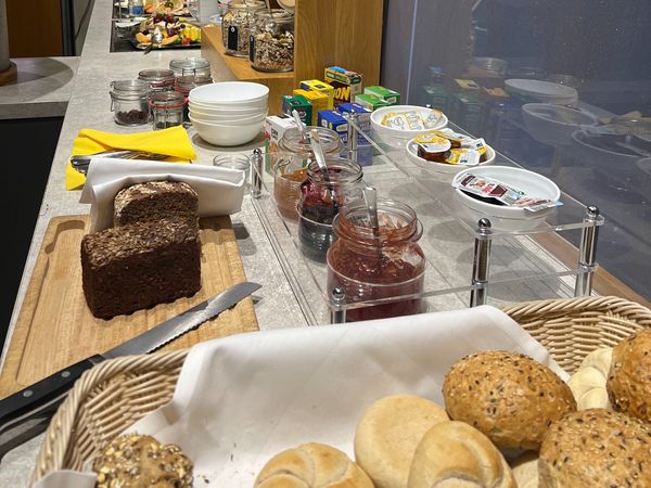 5 Tage Urlaub mit dem Vierbeiner - Wolfsburg & Umgebung erkunden, Niedersachsen Frühstück