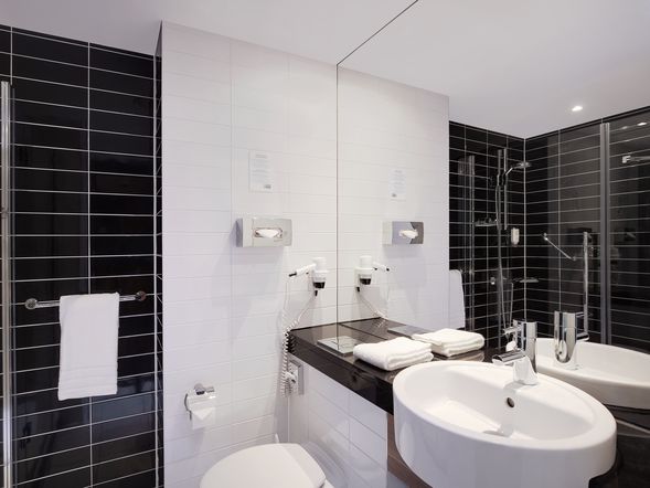 Holiday Inn Express Bremen Airport 