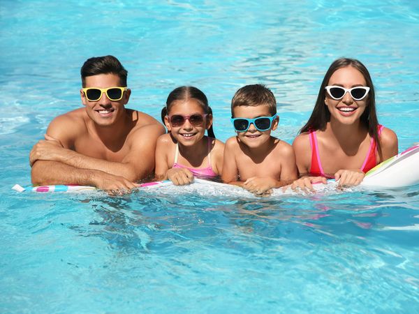 Aqua Magis-Wilder Rutschen-Spaß & Saunaerlebnis |4 Tg in Attendorn Halbpension