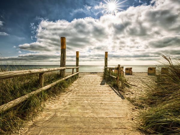 11 Tage Norderney Strandhotel Germania mit ÜF, Niedersachsen inkl. Frühstück