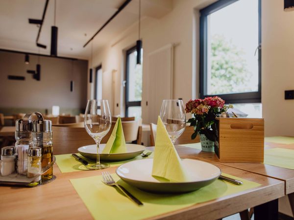 2 Tage Geierlights 2025 in Mörsdorf (Hunsrück), Rheinland-Pfalz inkl. Frühstück