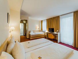 2 Tage Auszeit in der Kaiserstadt mit Therme