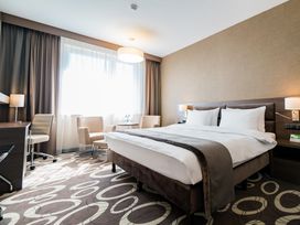 2 Tage Kurzurlaub mit Frühstück im Holiday Inn Dabrowa Gornicza