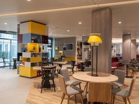 2 Tage mit Frühstück im Hampton by Hilton Munich