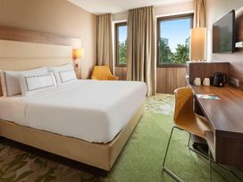 4 Tage Kurzurlaub mit Frühstück im Melia Düsseldorf
