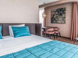 7 Tage in der größten Einkaufsstadt des Ostens