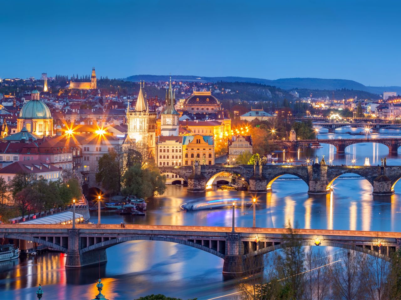 Prager Glanz und abendliche Lichterwelten