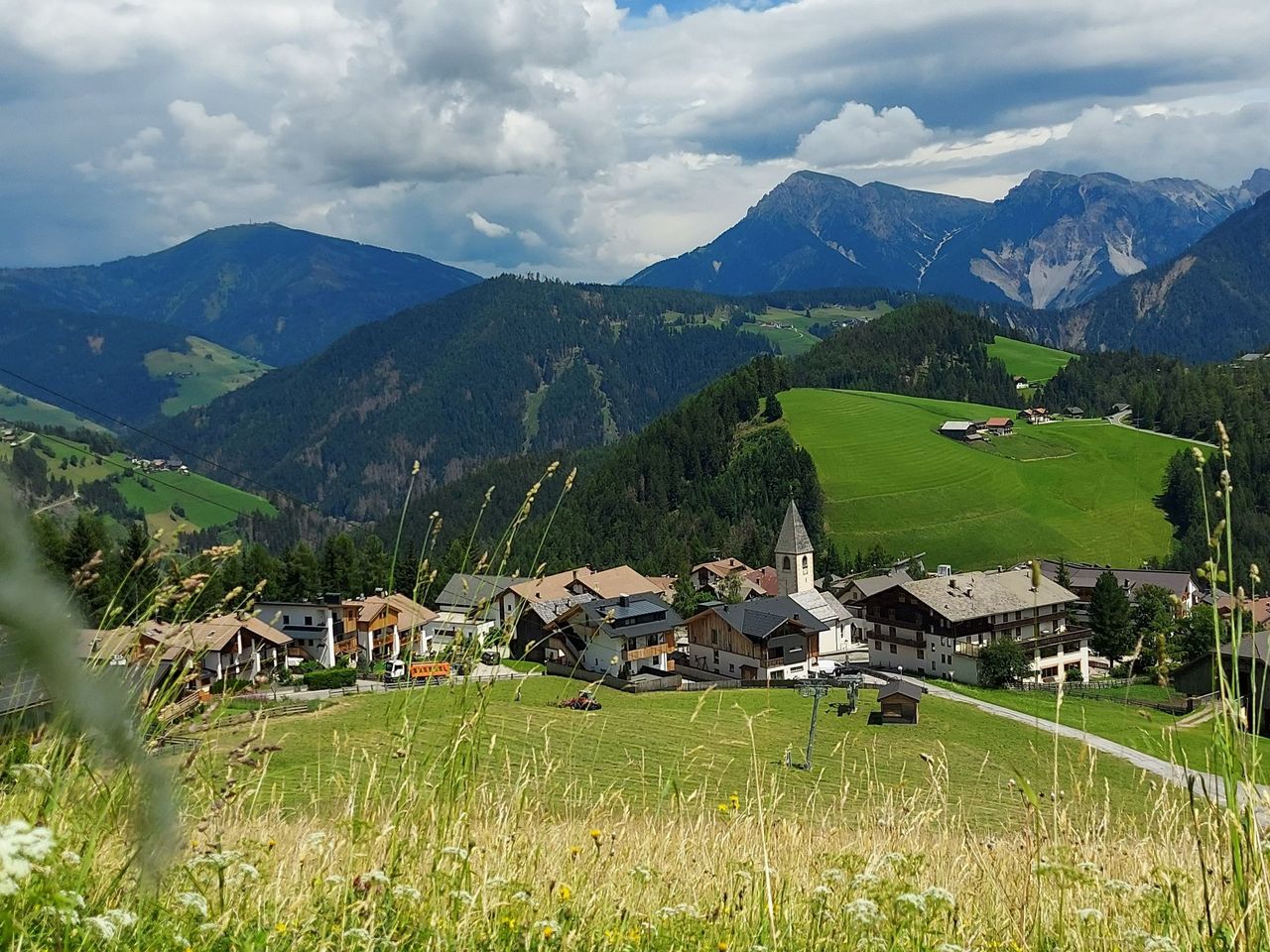 E-Bike Abenteuer und Wandern inmitten der Dolomiten