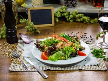 Körbchen voller Ostereier und Ostertage in Franken