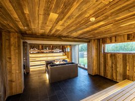 TAUERN SPA Wellness-Auszeit Midweek