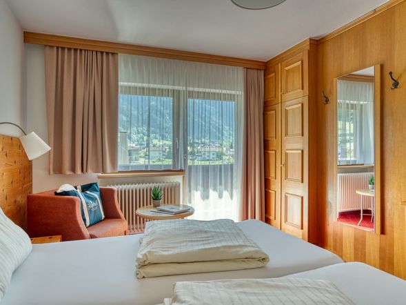 Doppelzimmer mit Balkon