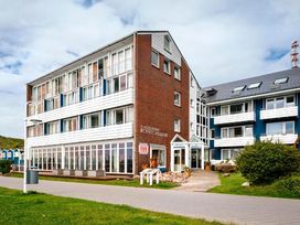 Im Kindergarten der Kegelrobben: 4 Tage Helgoland erleben