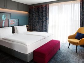 2 Tage im Holiday Inn Hamburg-HafenCity 