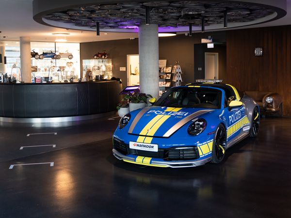 3 Tage Automobile Museumstour mit Motorworld Region Stuttgart in Böblingen, Baden-Württemberg inkl. Frühstück