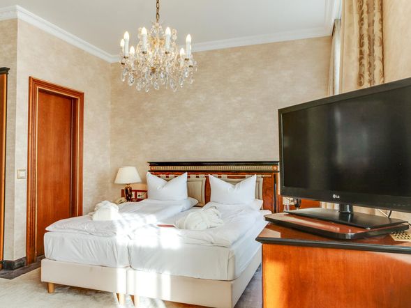 Doppelzimmer - Südseite/Landblick