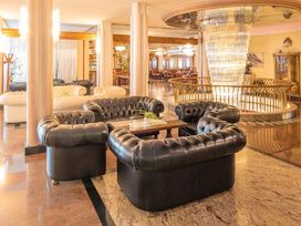 4 Tage im Park Hotel Oasi in Garda mit HP