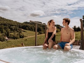 Wellnesszeit im einzigartigen Wohlfühlhotel im Thermen- & Vulkanland inkl. Abendmenü | 4 Nächte
