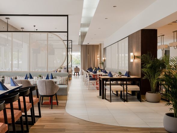 Royal Tulip Sand Hotel