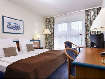 2 Tage Kurzurlaub mit Frühstück im Wyndham Garden Wismar Hotel