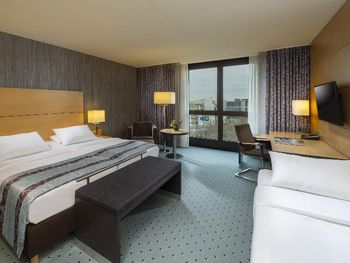 6 Tage im Hotel Maritim Düsseldorf mit Frühstück