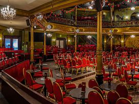 Der achtsame Tiger im Schmidts Tivoli in Hamburg – Kindermusical mit Ticket & Hotel