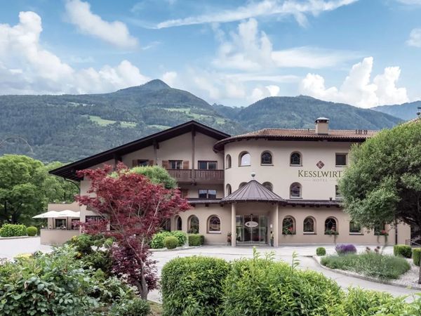7 Tage 🏞️ 7 Nächte Natur & Genuss im Hotel Kesslwirt in Kastelbell, Trentino-Südtirol inkl. Halbpension