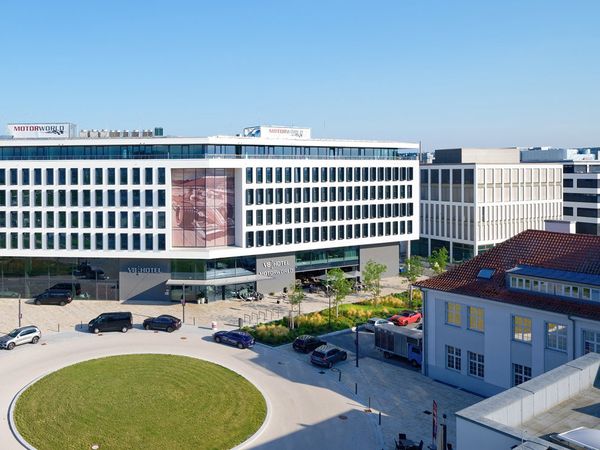 3 Tage Automobile Museumstour mit Motorworld Region Stuttgart in Böblingen, Baden-Württemberg inkl. Frühstück