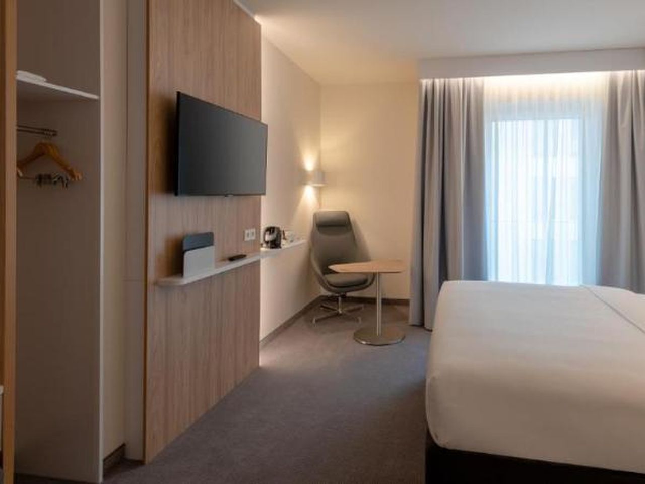 2 Tage mit Frühstück im Holiday Inn Express Munich