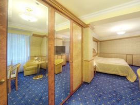 9 Tage Entspannung im Grand Hotel an der Lahn